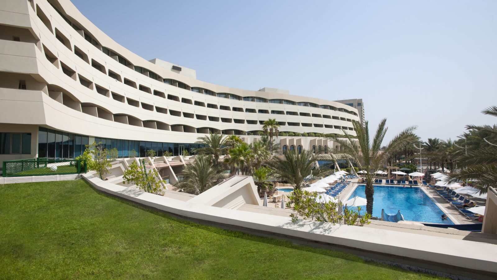 Occidental Sharjah Grand — Sharjah