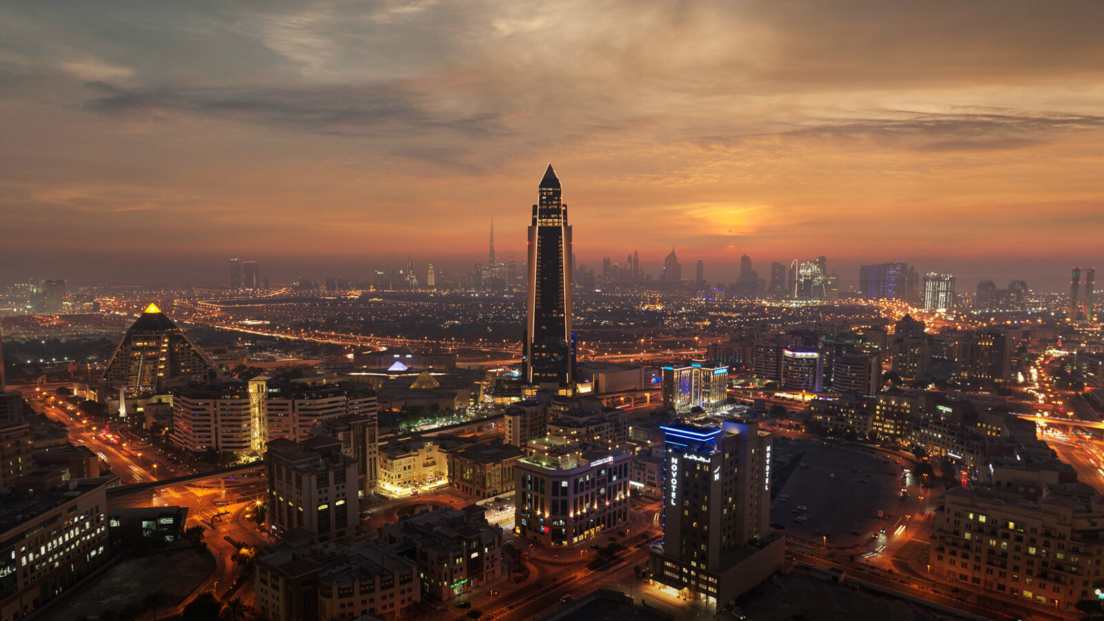 Sofitel Dubai The Obelisk