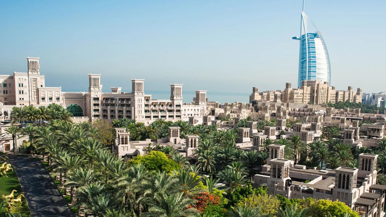 سوق مدينة جميرا