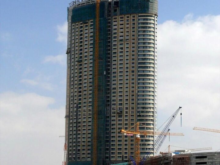 العنوان – دبي مول